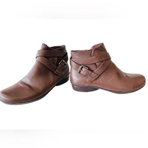 Naturalizer Dark brown leather Cassandra Booties size 8. - Picture 4 of 7